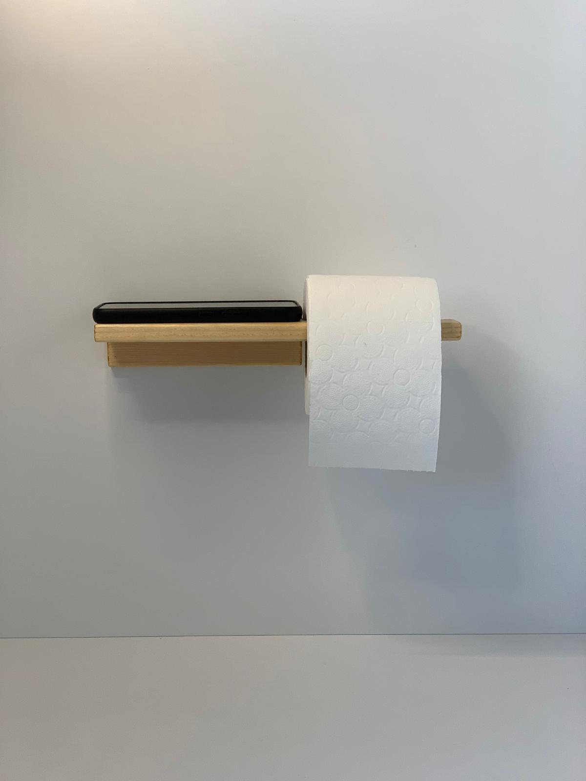 Masif Çam Ağacından El Yapımı Raflı Tuvalet Kağıtlığı – Doğal Ahşap WC Kağıtlık Tutucu