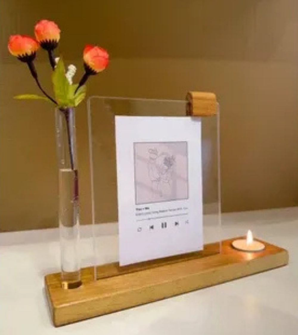 Dekorativer Plexiglasrahmen