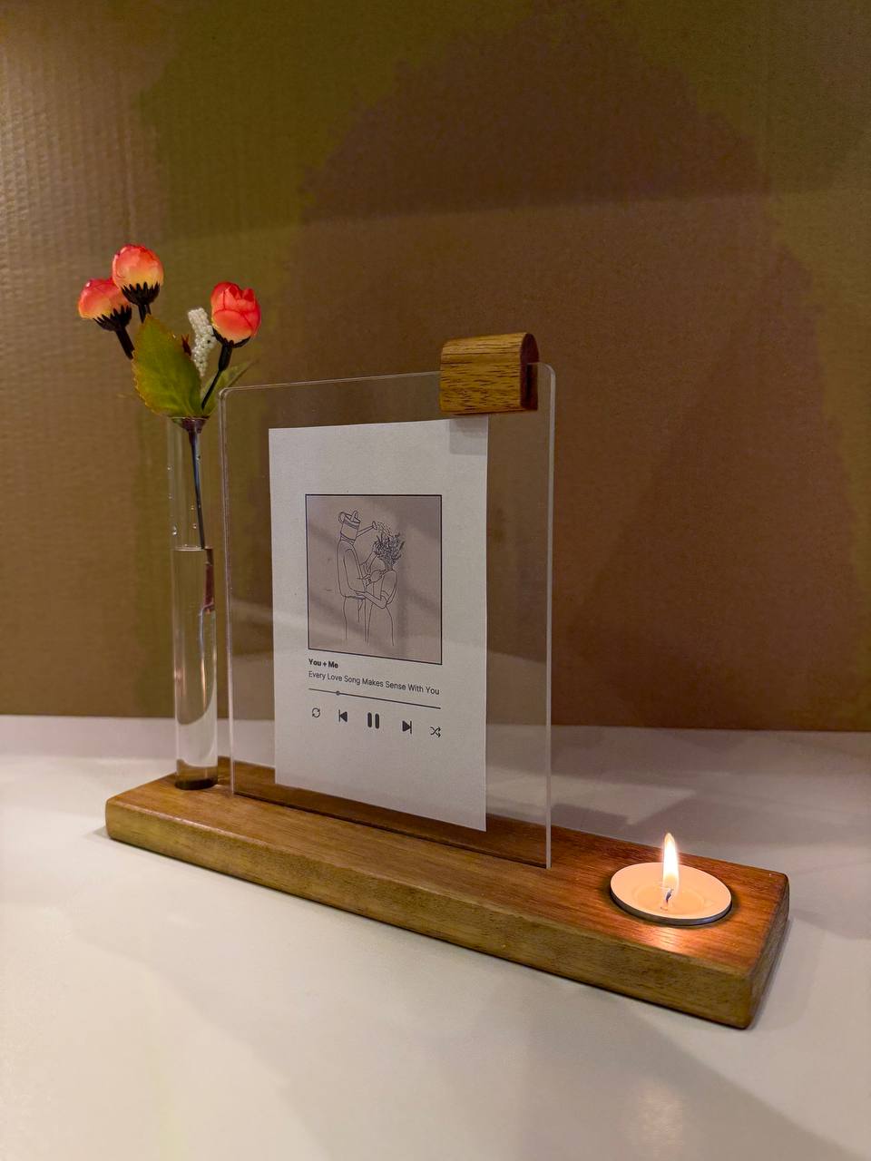 Holz-Plexiglasrahmen