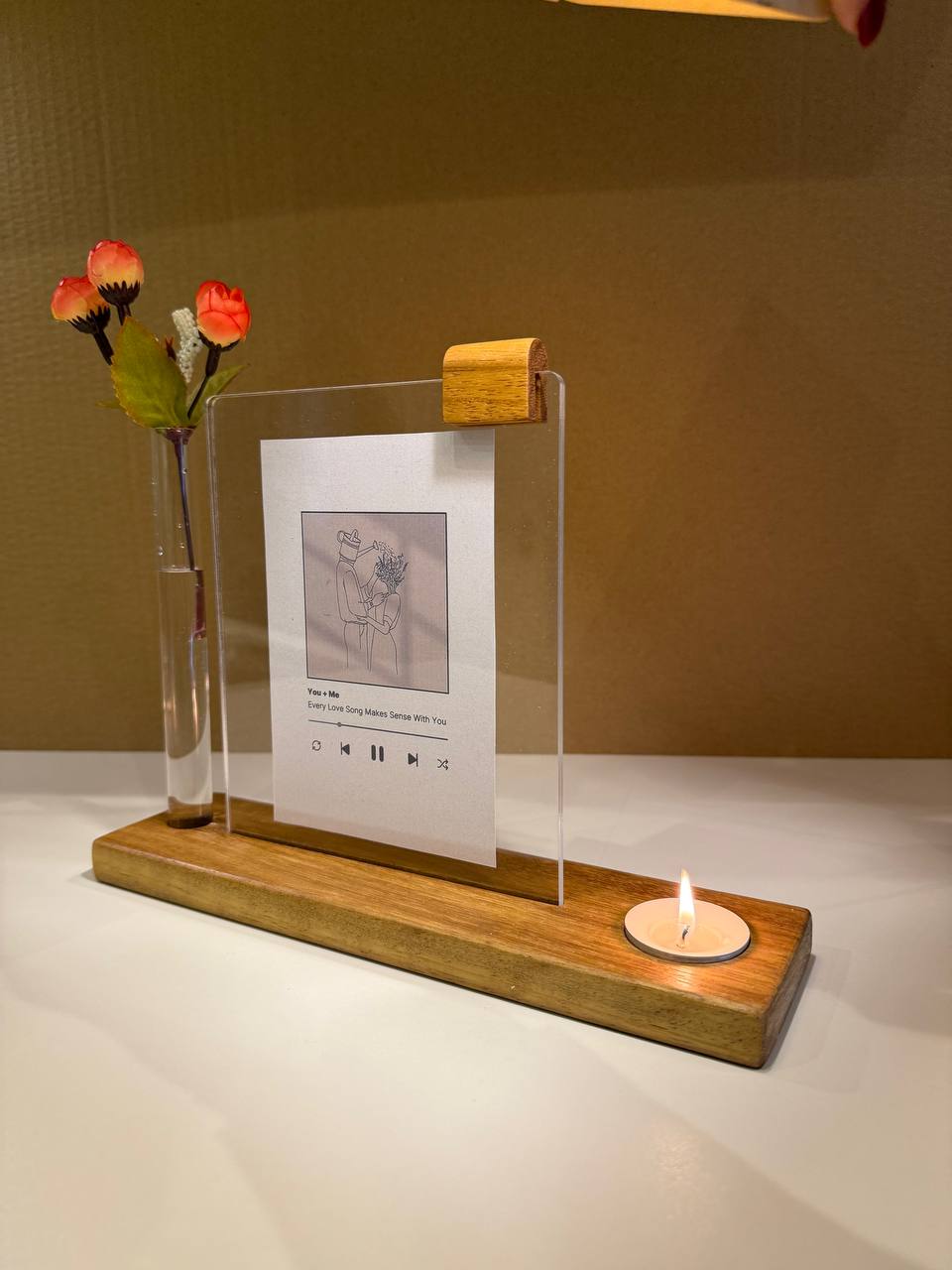 Holz-Plexiglasrahmen